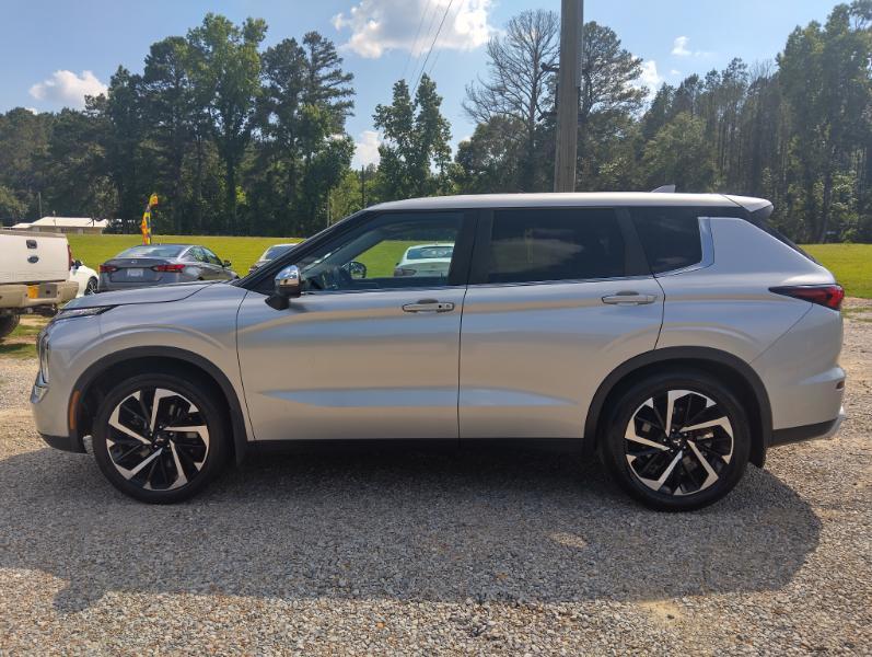 Mitsubishi Outlander SE 2022
