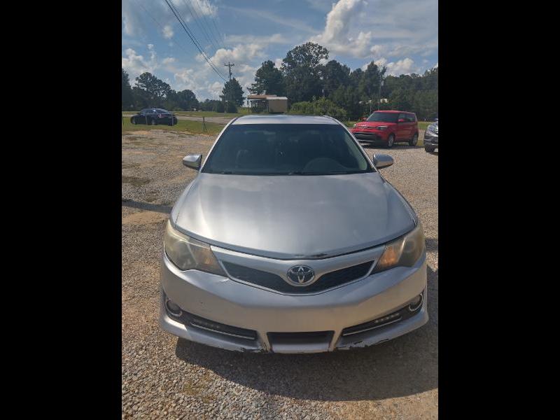 Toyota Camry SE 2013