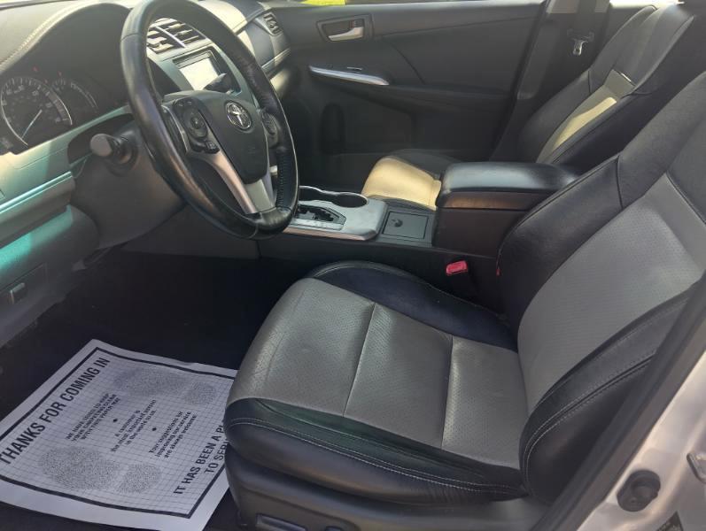 Toyota Camry SE 2013