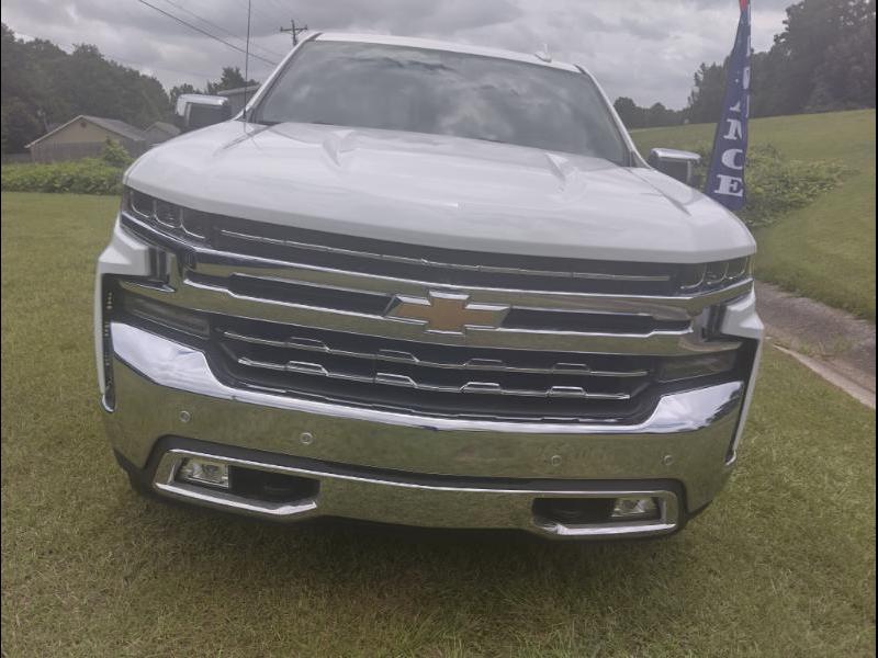 Chevrolet SILVERADO  2021