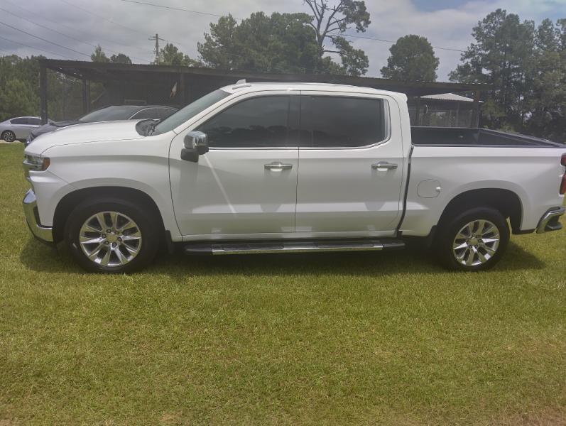 Chevrolet SILVERADO  2021