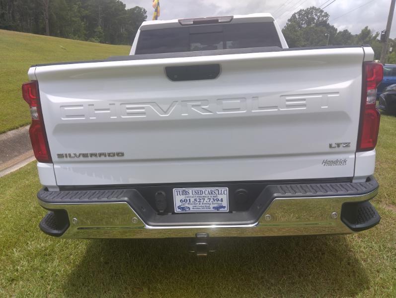 Chevrolet SILVERADO  2021