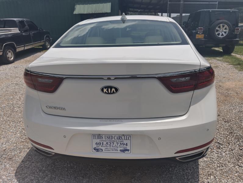 Kia Cadenza Premium 2017