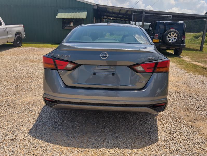 Nissan Altima SV 2023