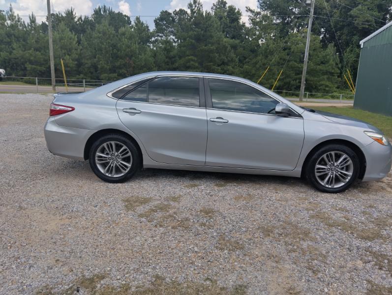 Toyota Camry SE 2017
