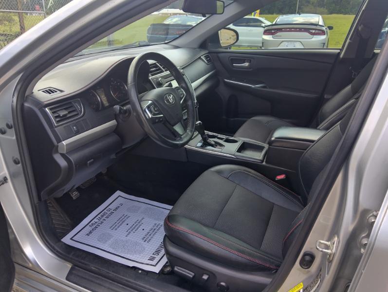Toyota Camry SE 2017