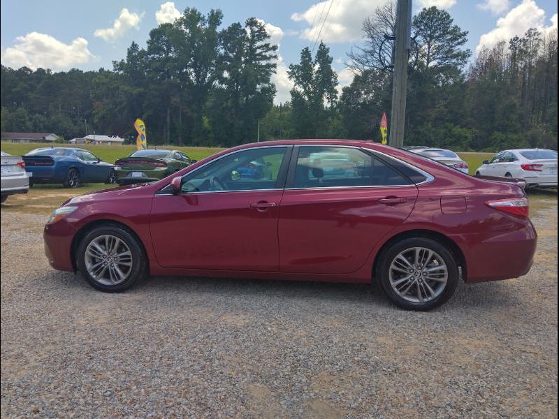 Toyota Camry SE (Natl) 2015