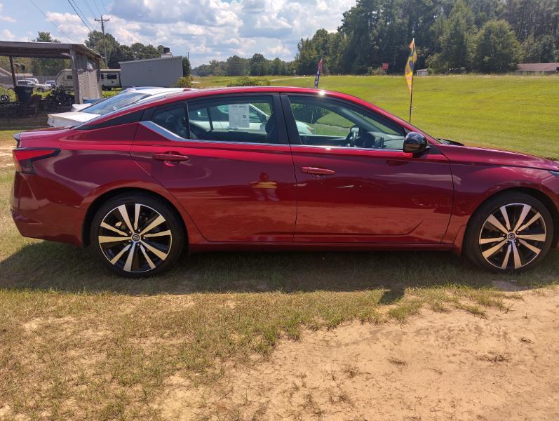Nissan Altima SR 2020