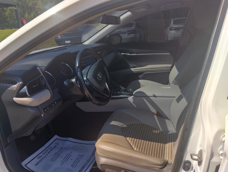 Toyota Camry SE 2019