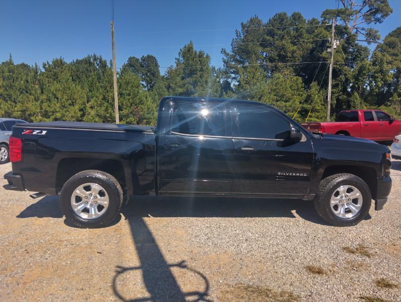 Chevrolet SILVERADO  2018