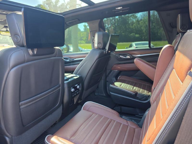 GMC Yukon Denali  2023