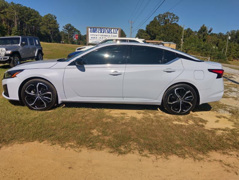 Nissan Altima SR 2023