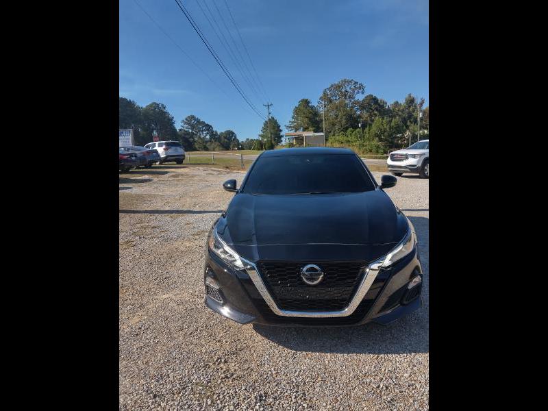 Nissan Altima SR 2022