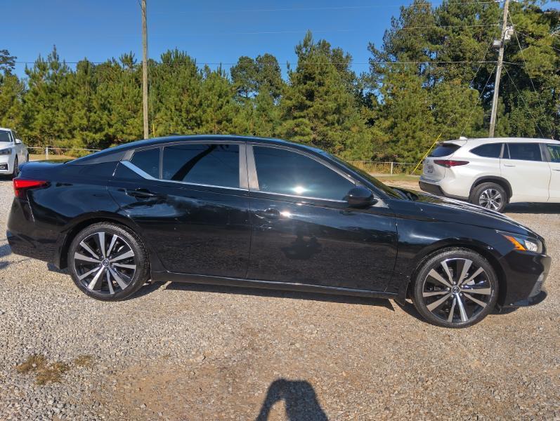 Nissan Altima SR 2022