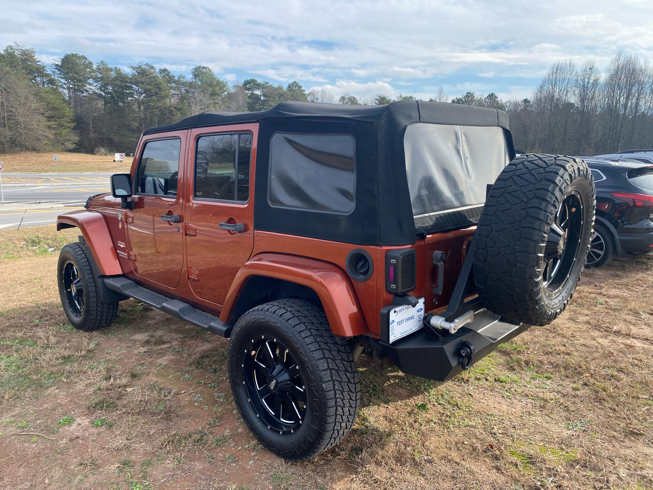 Jeep Wrangler Unlimited Sahara 4WD 2014