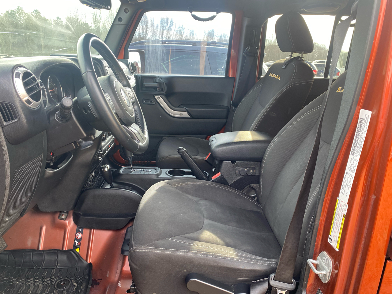 Jeep Wrangler Unlimited Sahara 4WD 2014