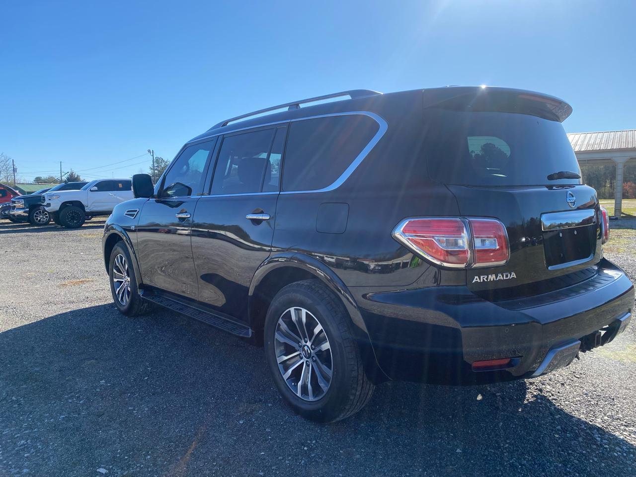 Nissan Armada Platinum AWD 2020