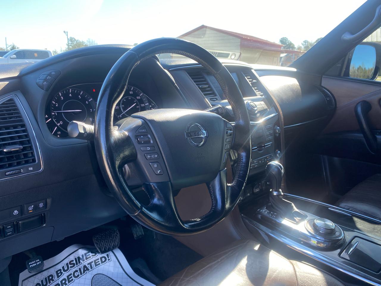 Nissan Armada Platinum AWD 2020