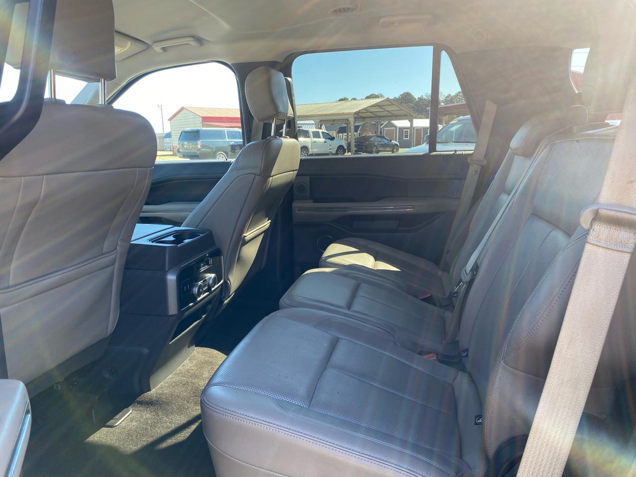 Ford Expedition XLT 4WD 2018