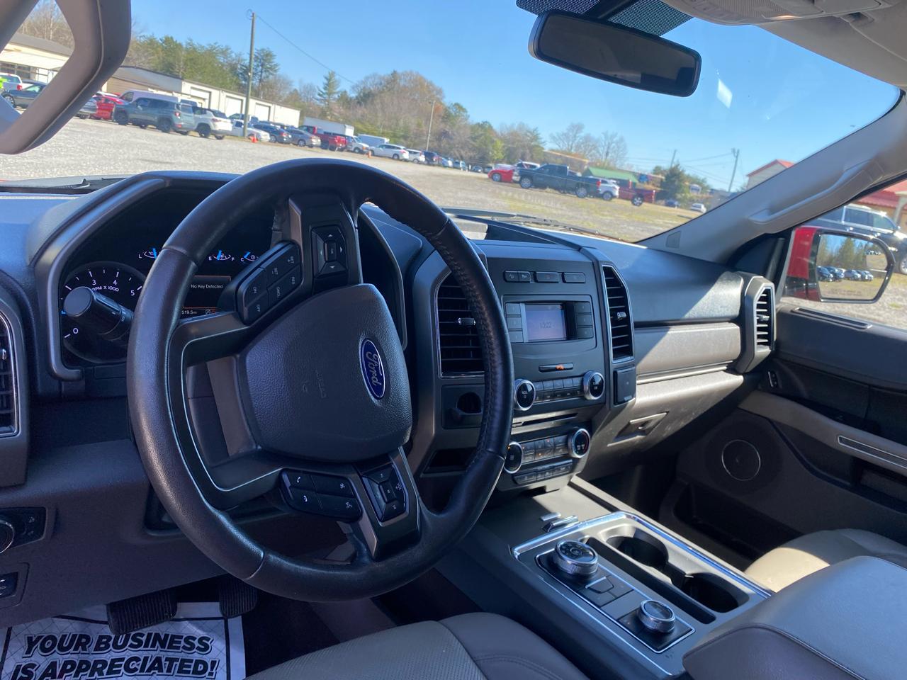 Ford Expedition XLT 4WD 2018