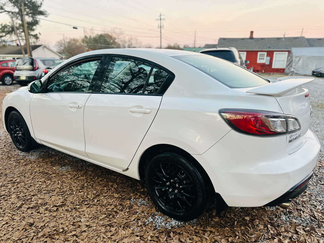 Mazda MAZDA3 i Sport 4-Door 2011