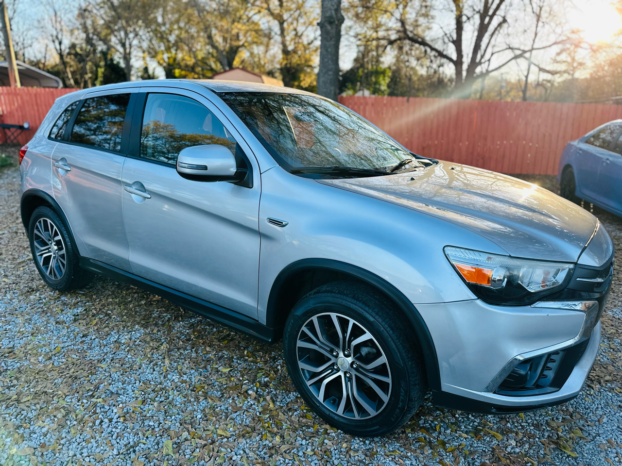 Mitsubishi Outlander Sport 2.0 ES 4WD CVT 2018