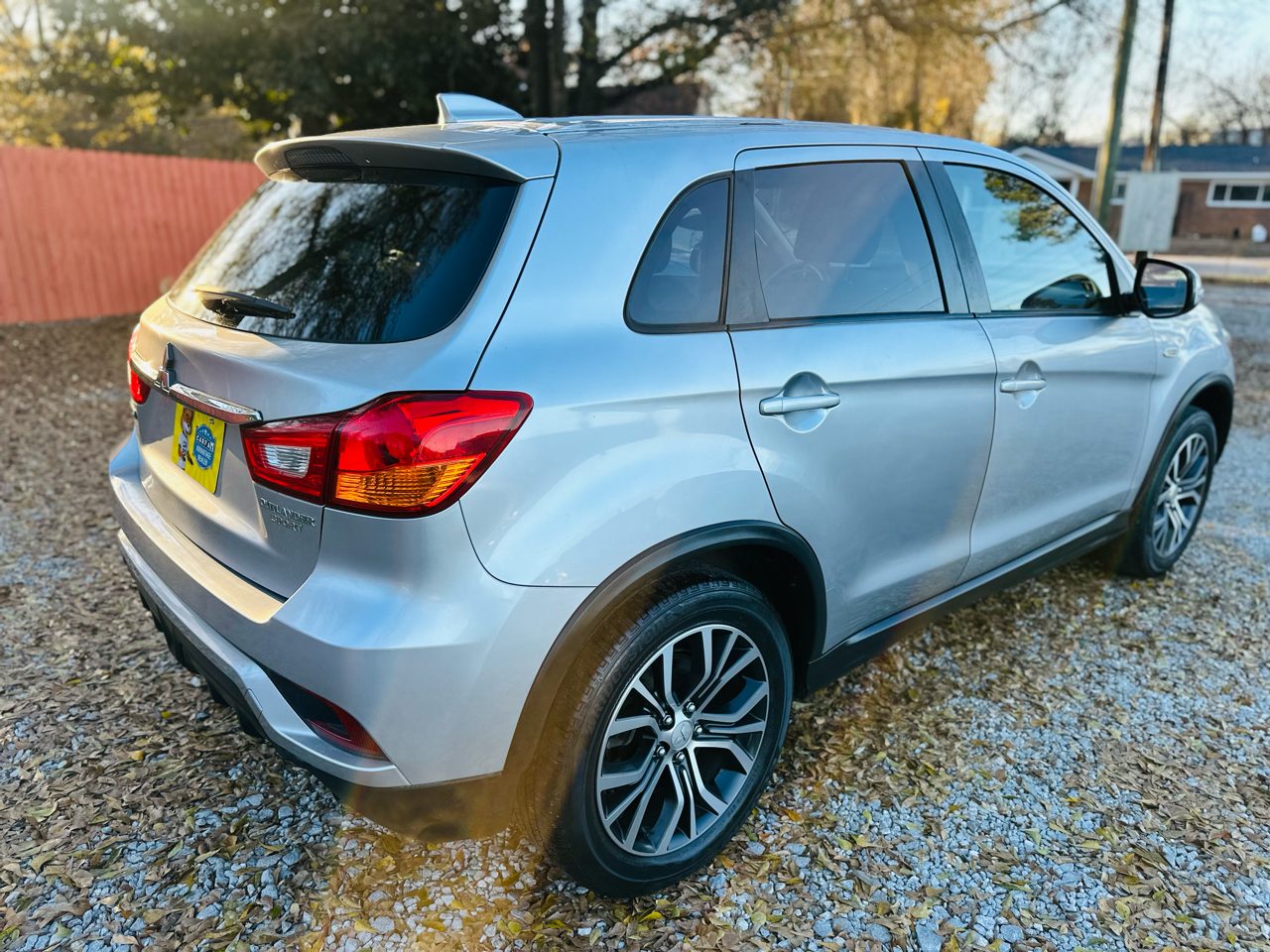 Mitsubishi Outlander Sport 2.0 ES 4WD CVT 2018