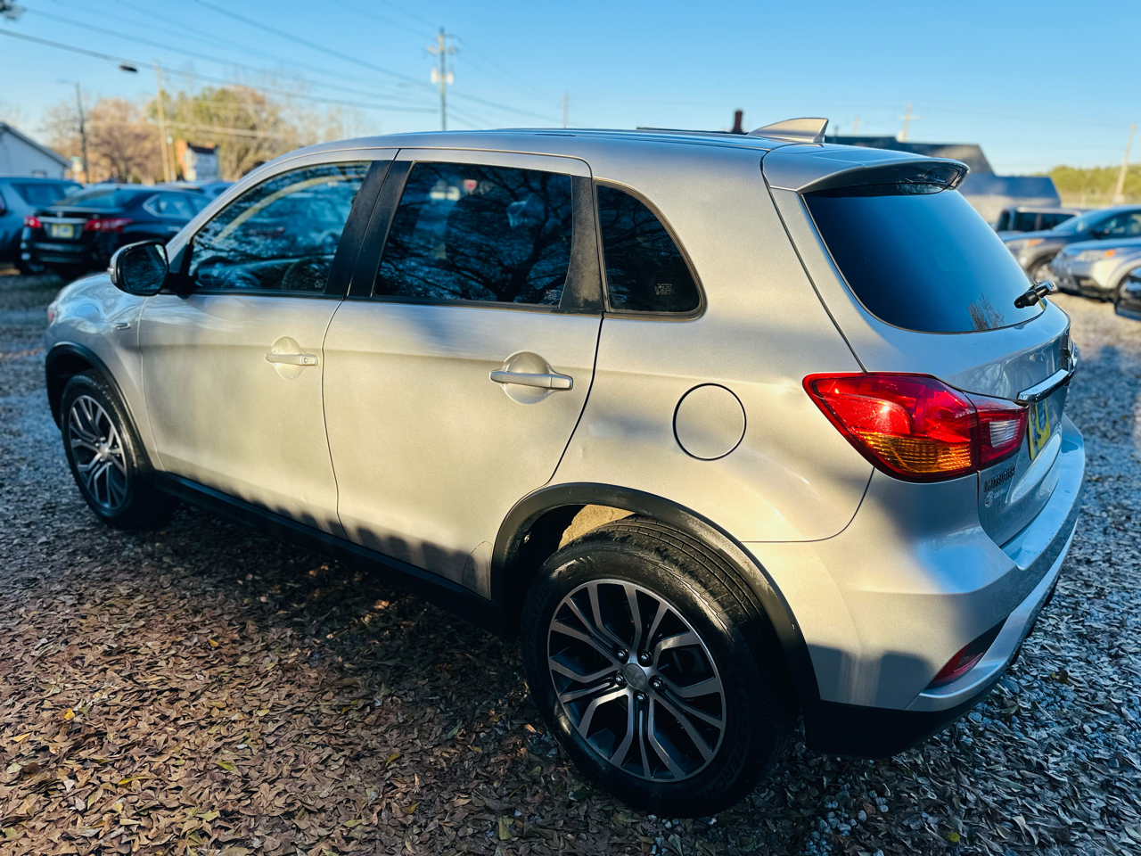 Mitsubishi Outlander Sport 2.0 ES 4WD CVT 2018
