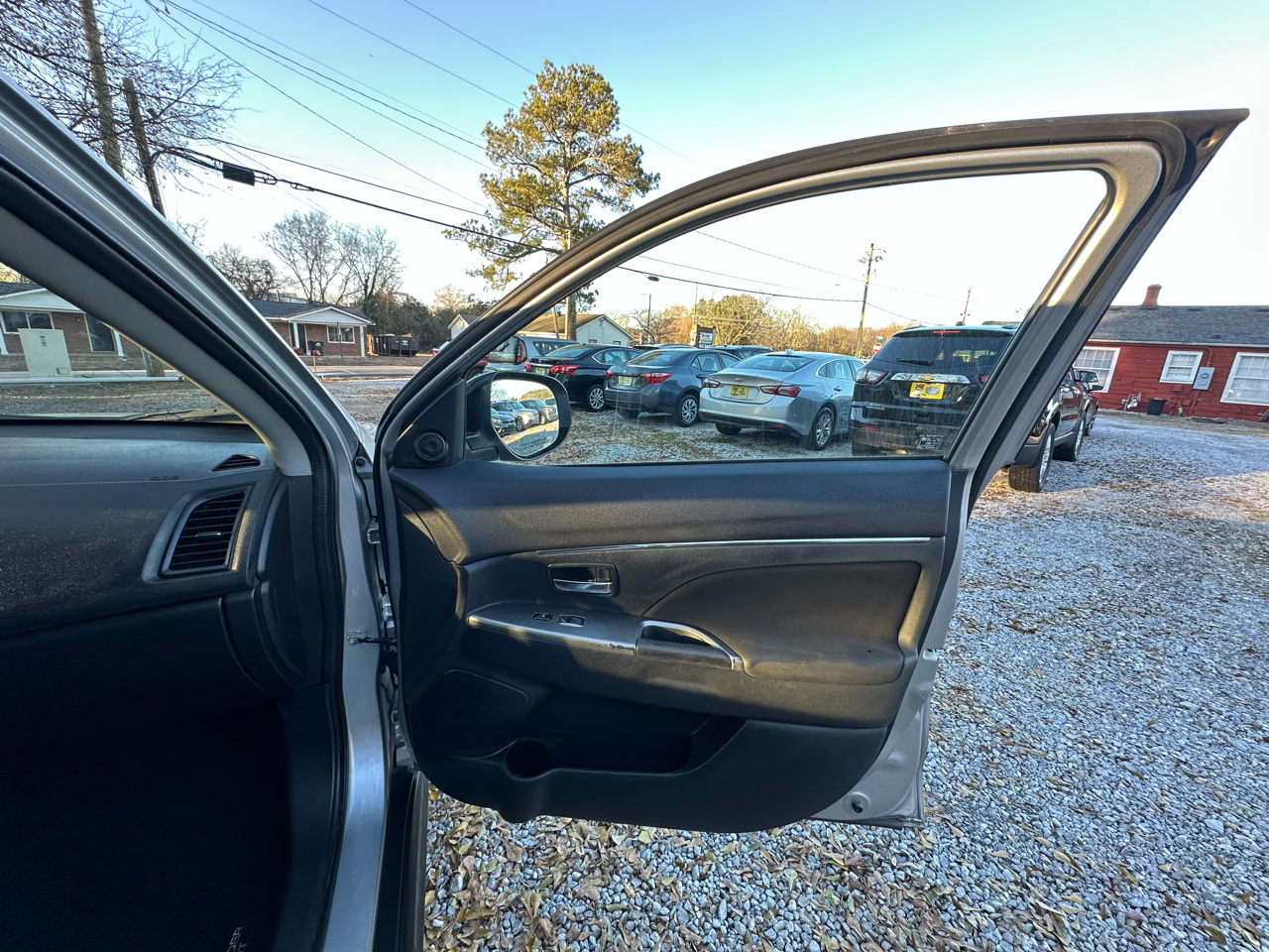 Mitsubishi Outlander Sport 2.0 ES 4WD CVT 2018