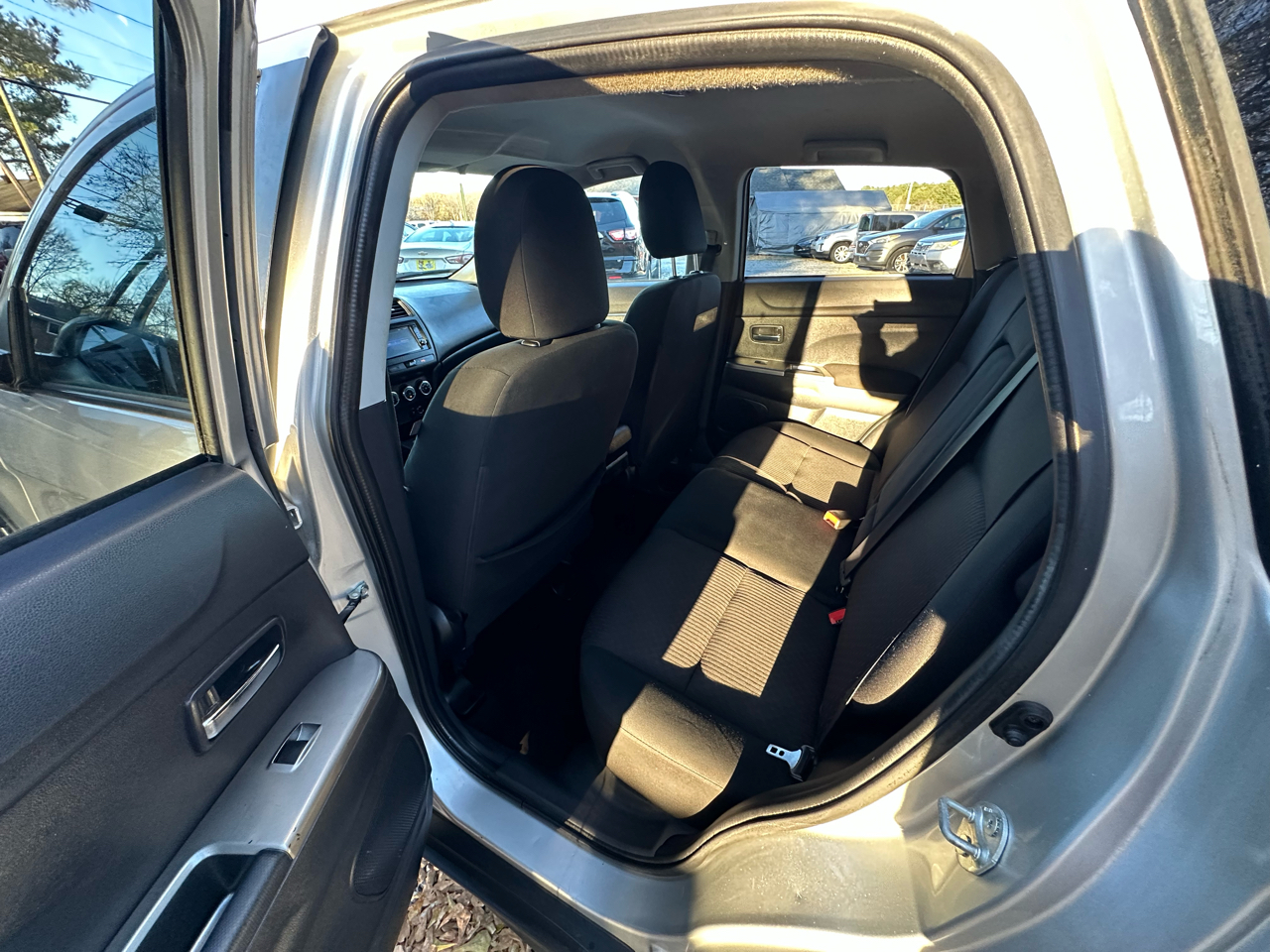 Mitsubishi Outlander Sport 2.0 ES 4WD CVT 2018