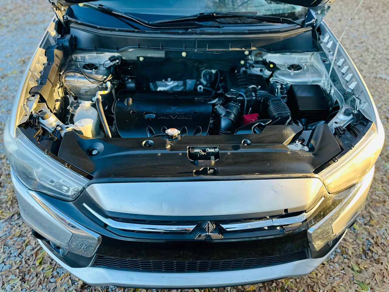 Mitsubishi Outlander Sport 2.0 ES 4WD CVT 2018