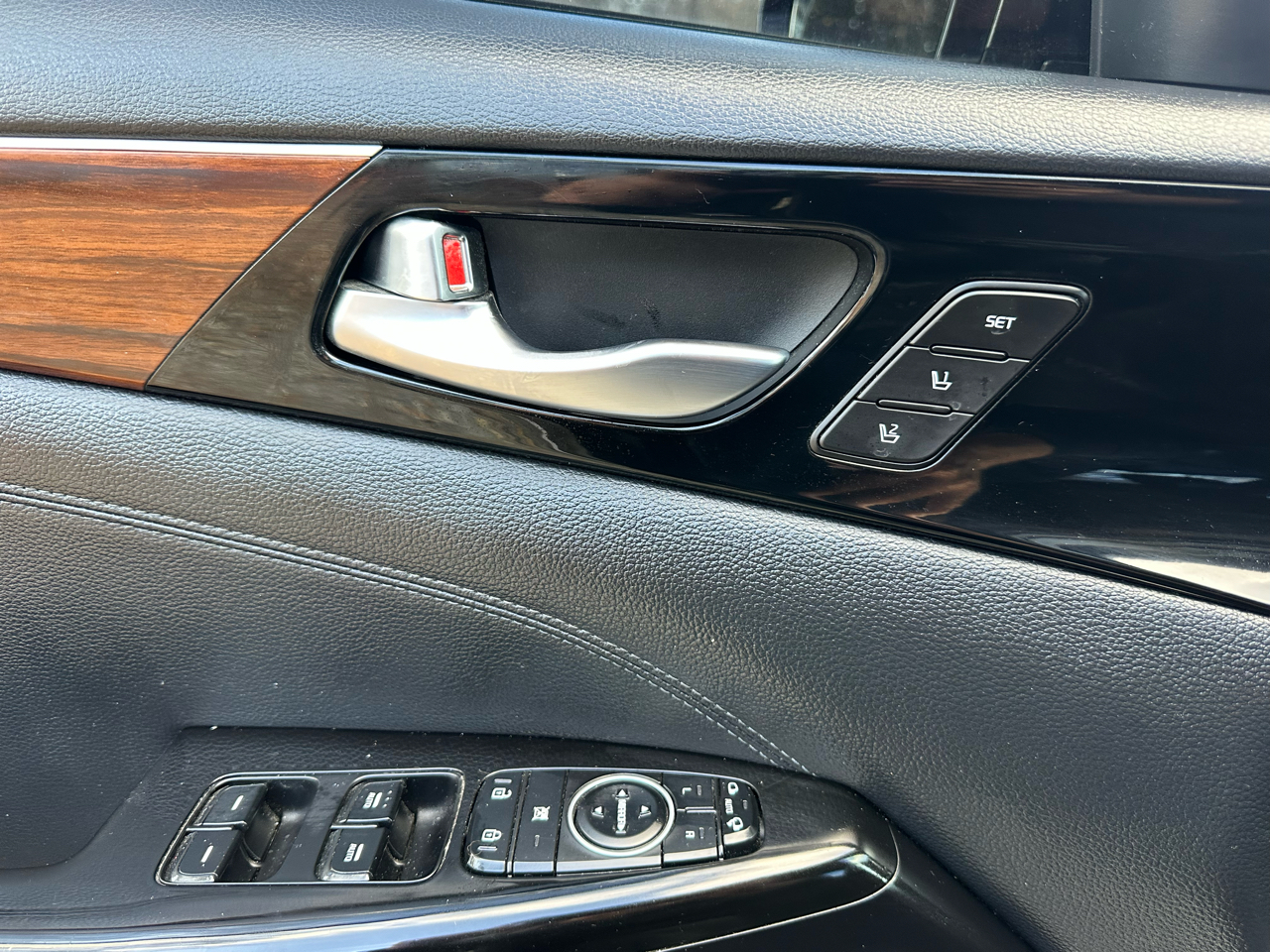 Kia Cadenza Limited 2017