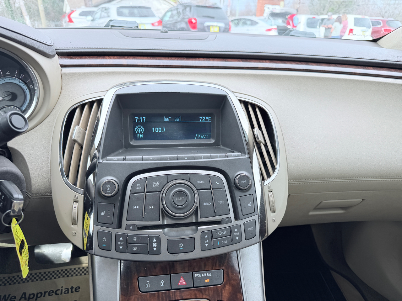 Buick LaCrosse CXL FWD 2010