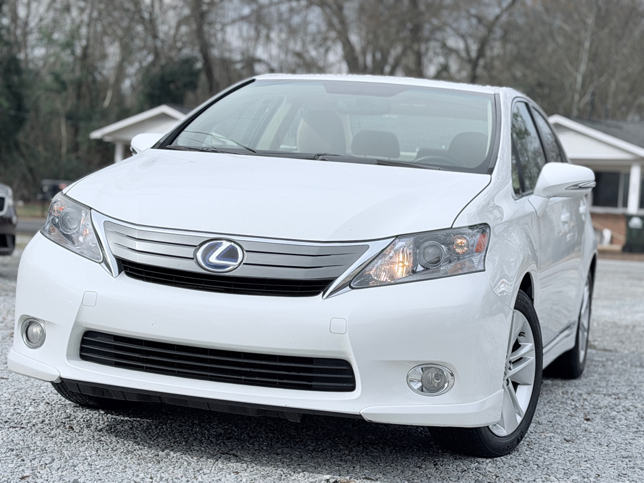 Lexus HS 250h Sedan 2010