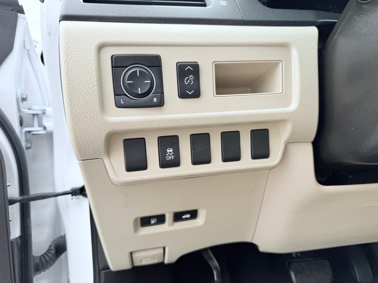 Lexus HS 250h Sedan 2010