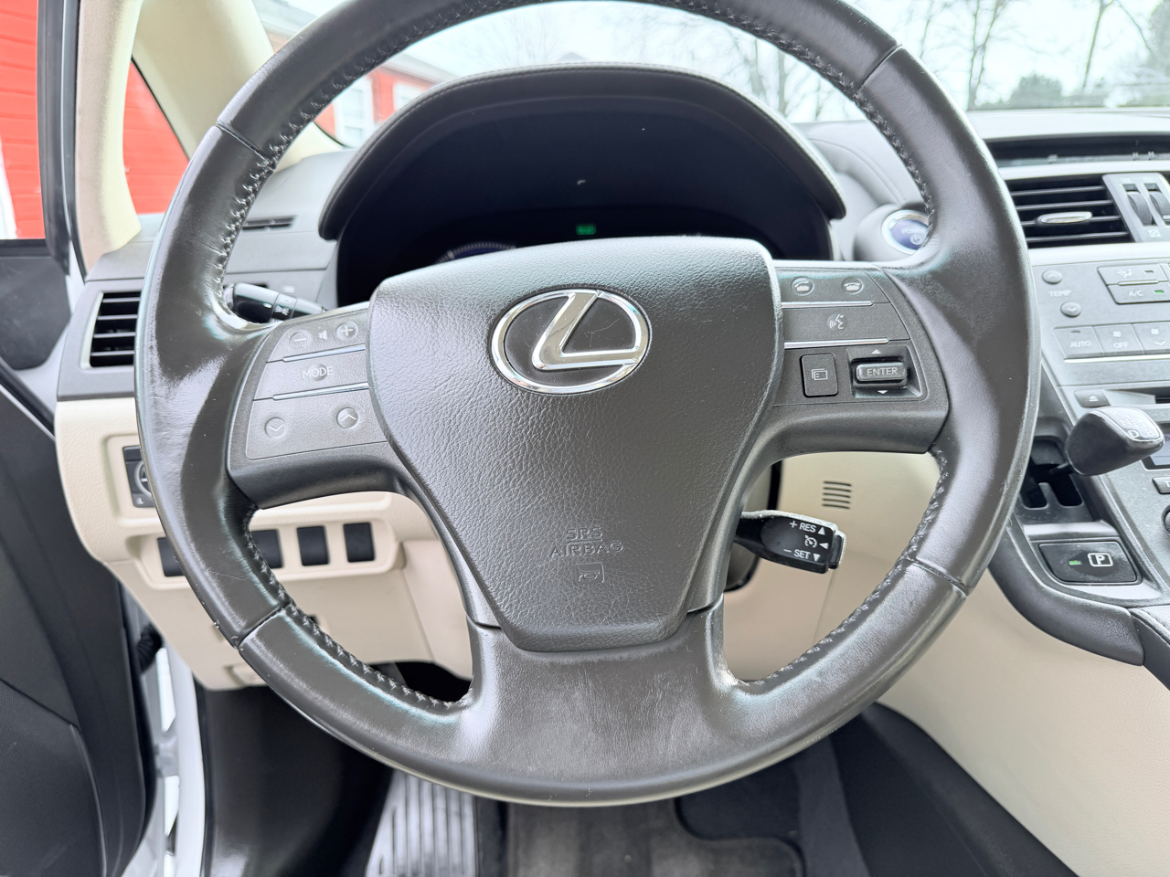 Lexus HS 250h Sedan 2010