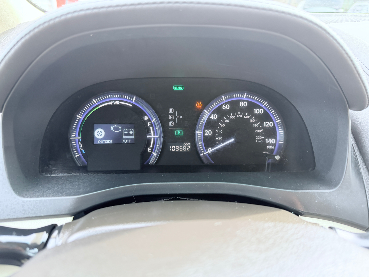 Lexus HS 250h Sedan 2010