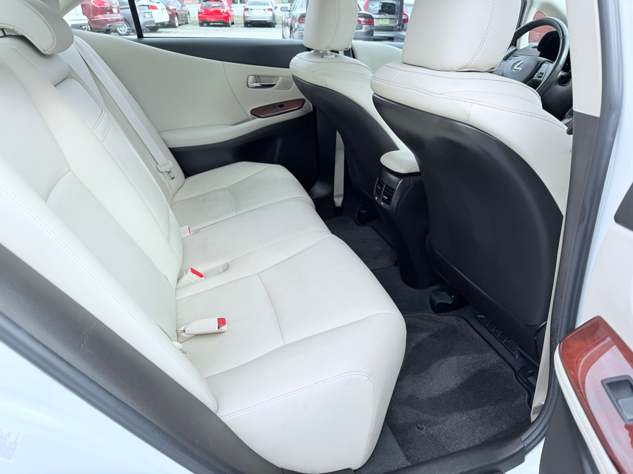 Lexus HS 250h Sedan 2010