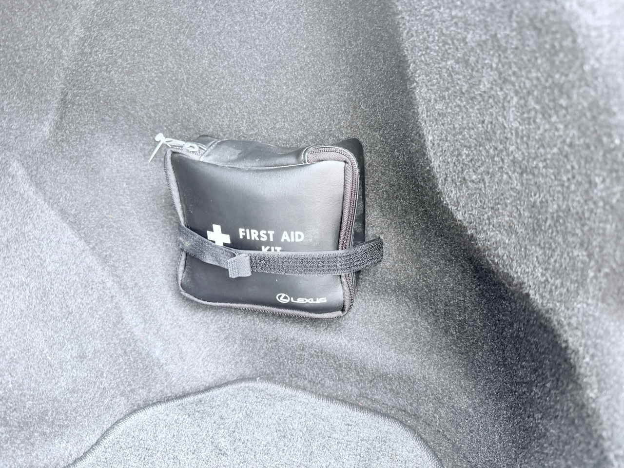 Lexus HS 250h Sedan 2010