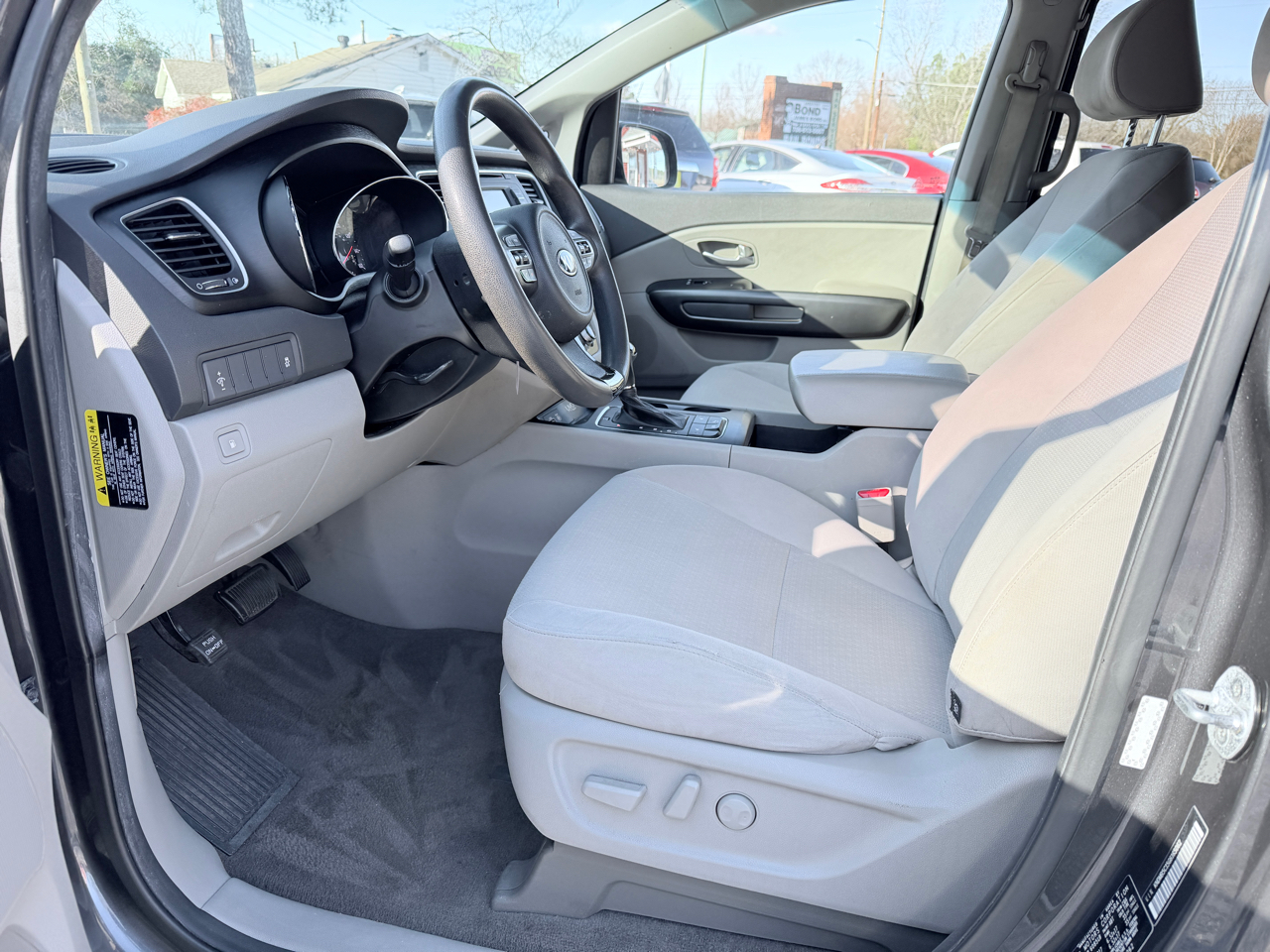 Kia Sedona LX 2016