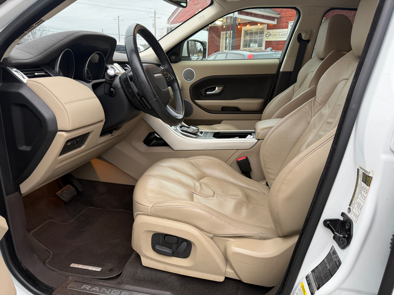 Land Rover Range Rover Evoque Pure Premium 5-Door 2012