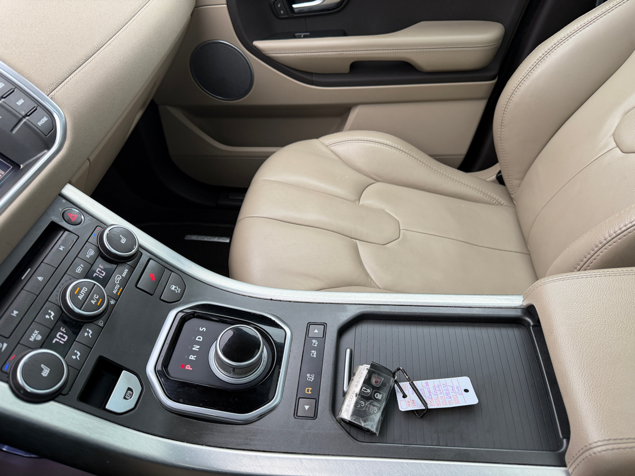 Land Rover Range Rover Evoque Pure Premium 5-Door 2012