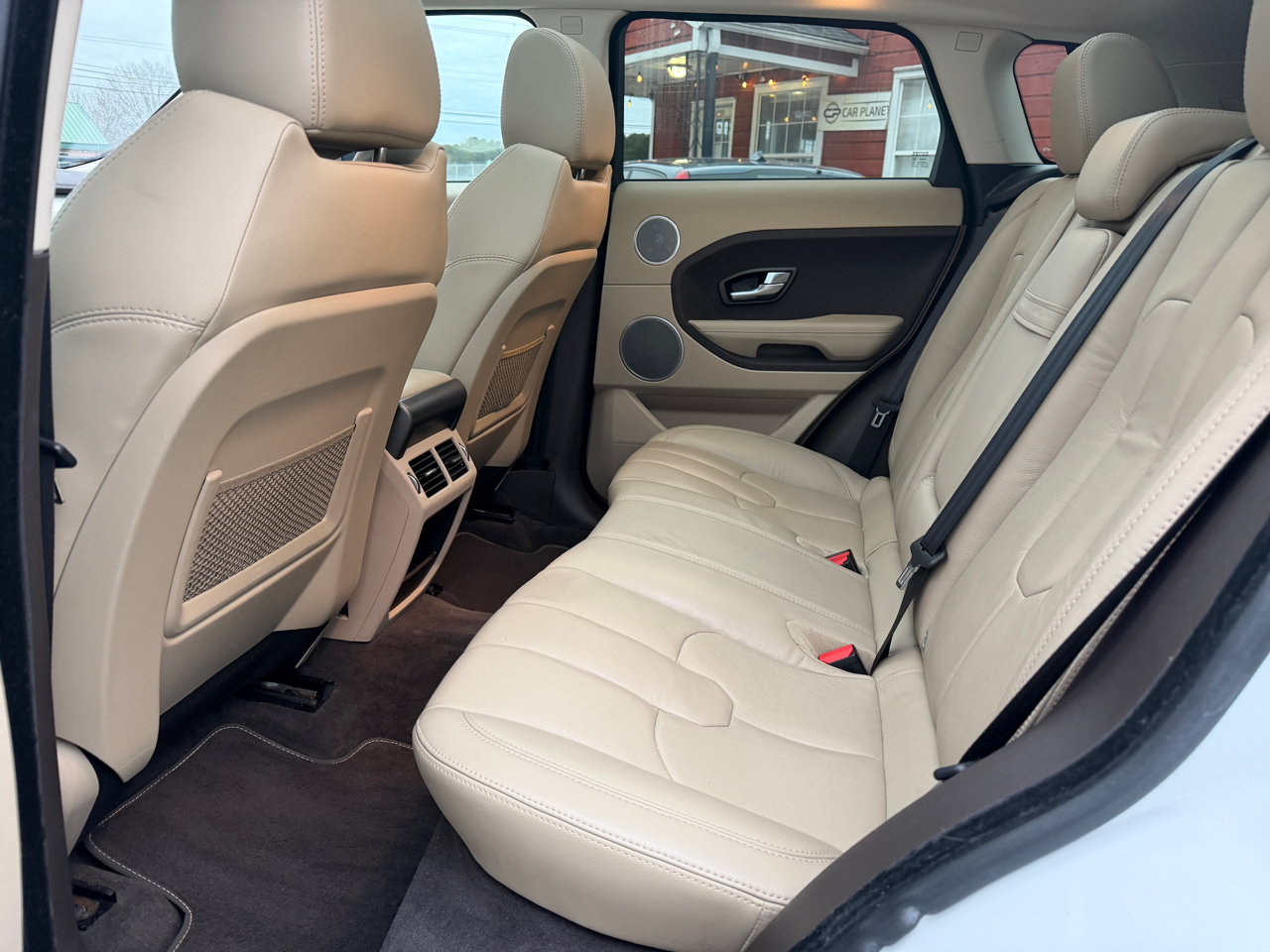 Land Rover Range Rover Evoque Pure Premium 5-Door 2012