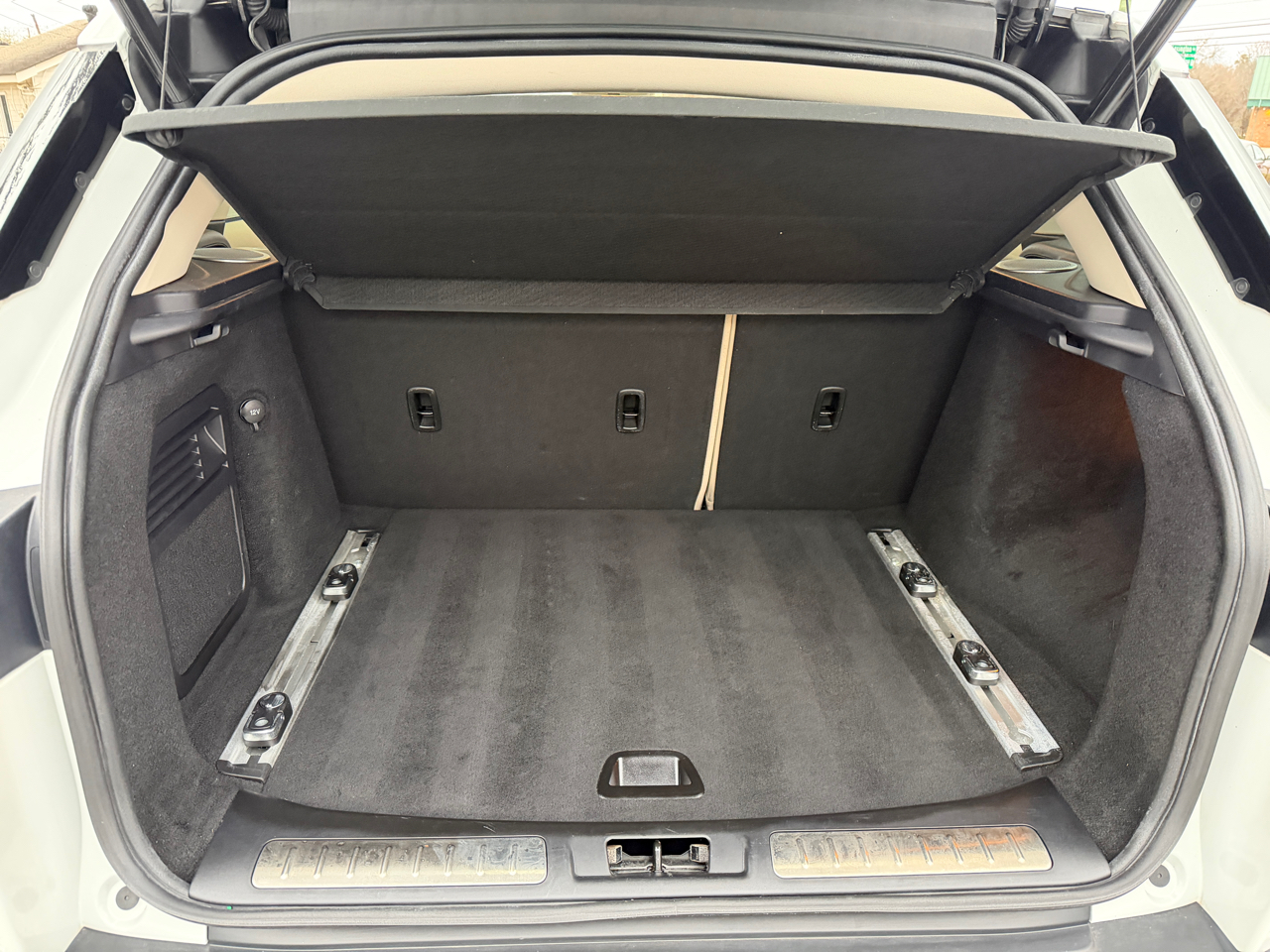 Land Rover Range Rover Evoque Pure Premium 5-Door 2012