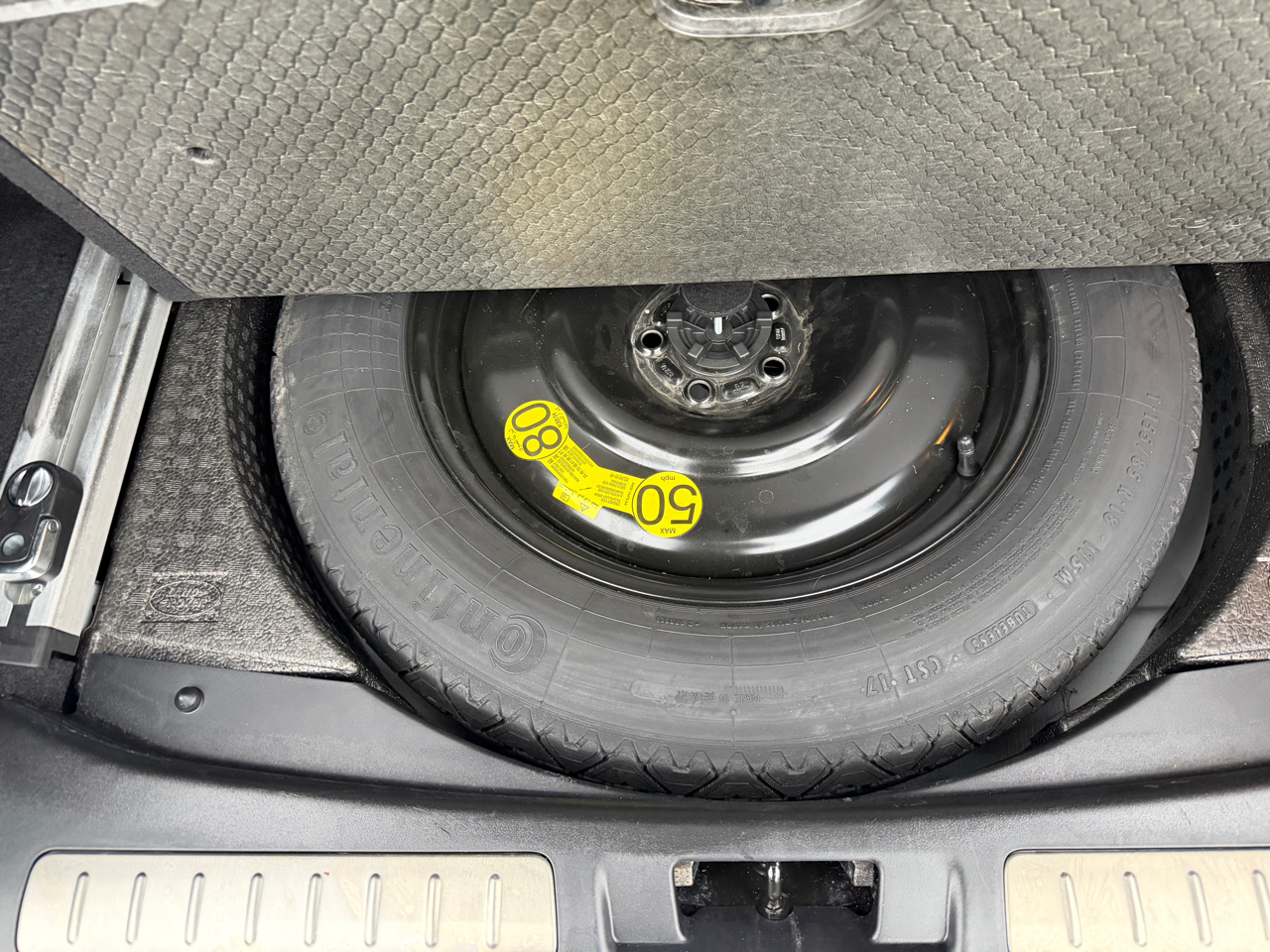 Land Rover Range Rover Evoque Pure Premium 5-Door 2012