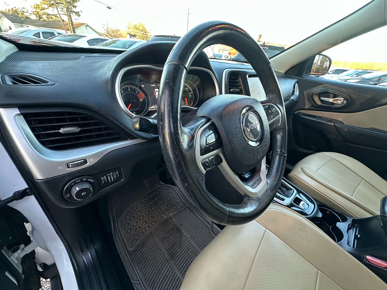 Jeep Cherokee Limited FWD 2016