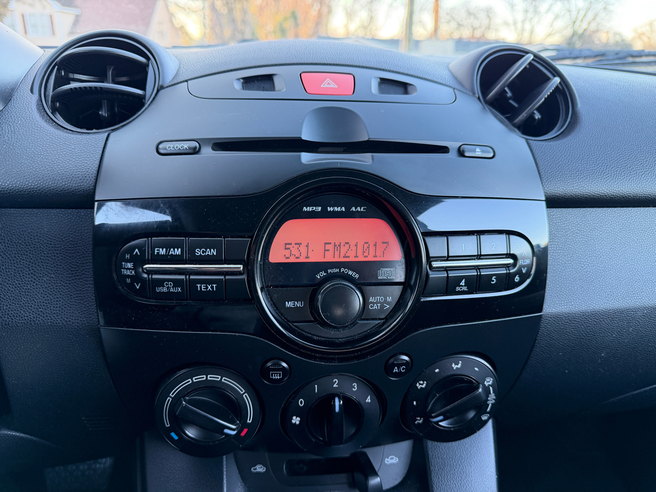 Mazda MAZDA2 Sport 2013