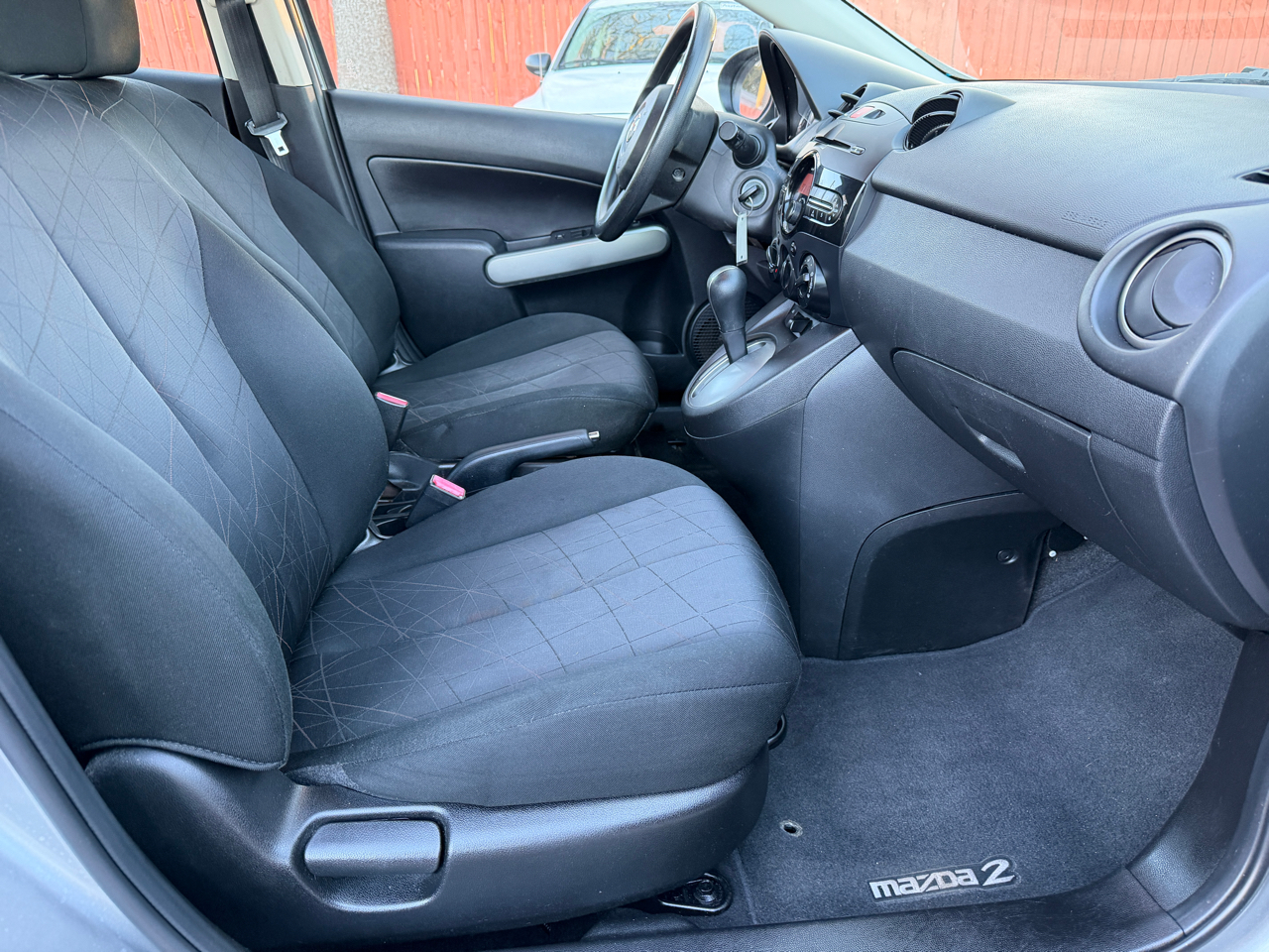 Mazda MAZDA2 Sport 2013