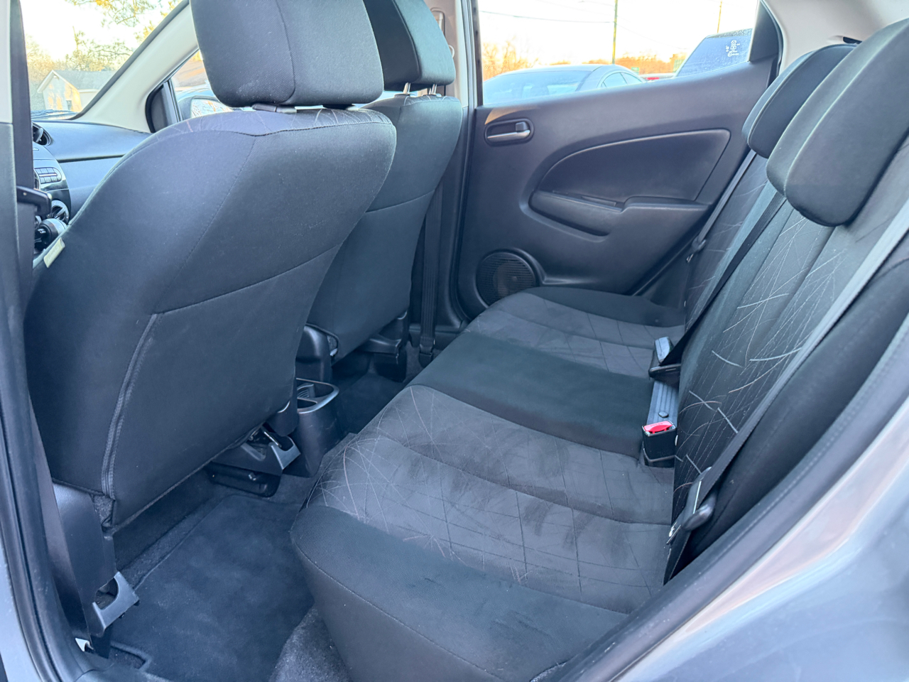 Mazda MAZDA2 Sport 2013