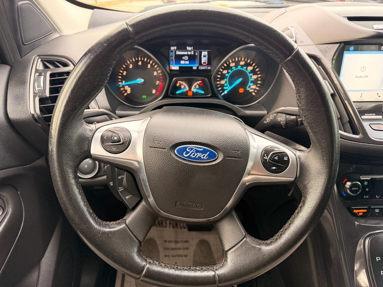 Ford Escape Titanium FWD 2016